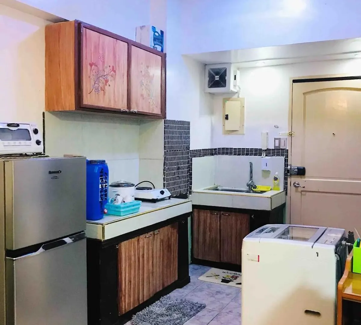 Apartment Somerset Condominium Kitchen Pool Naia Moa Lrt Manila Philippines