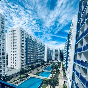 Sea Residences Moa-eric Apartment